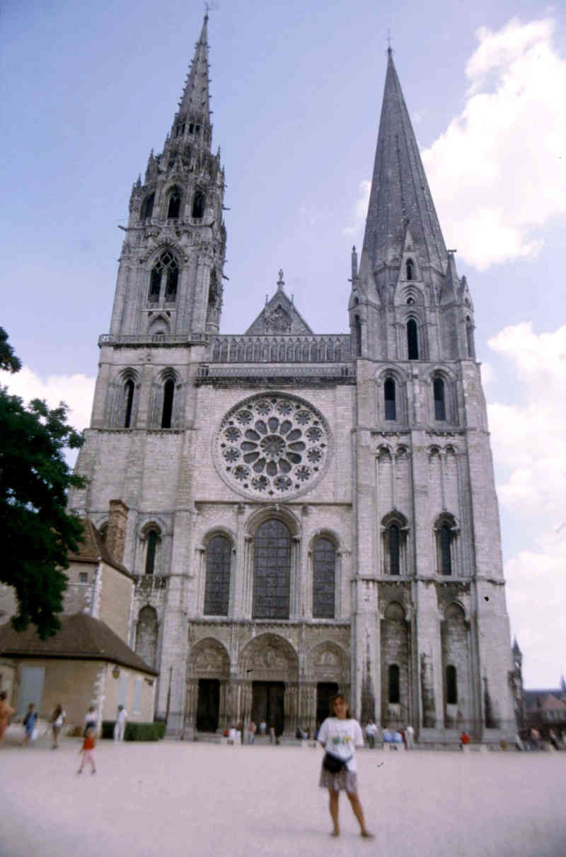 Francia - Chartres 01 - catedral .jpg